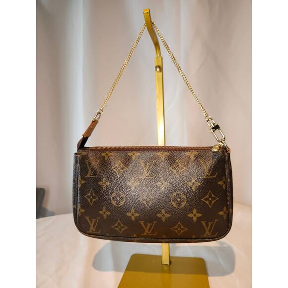 Louis Vuitton Pochette Accessoires Monogram Canvas Shoulder Bag LV Gold Strap - Picture 2 of 14